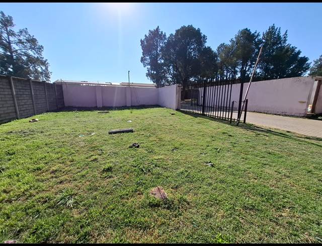 100M² VACANT LAND FOR SALE IN VANDERBIJLPARK CW 5